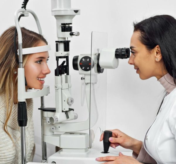 What-Happens-During-An-Eye-Exam-Hero-1-1024x672